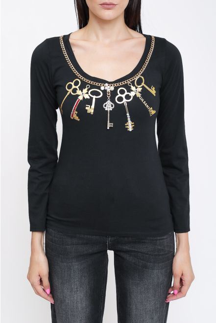 Maglia con scollo decorato