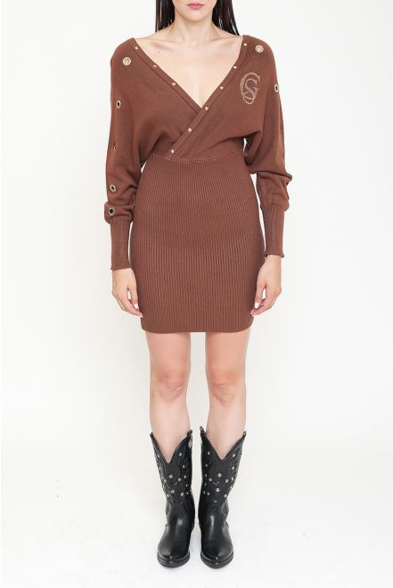 Abito in maglia con scollatura