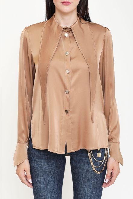 Camicia fluida con maxi colletto